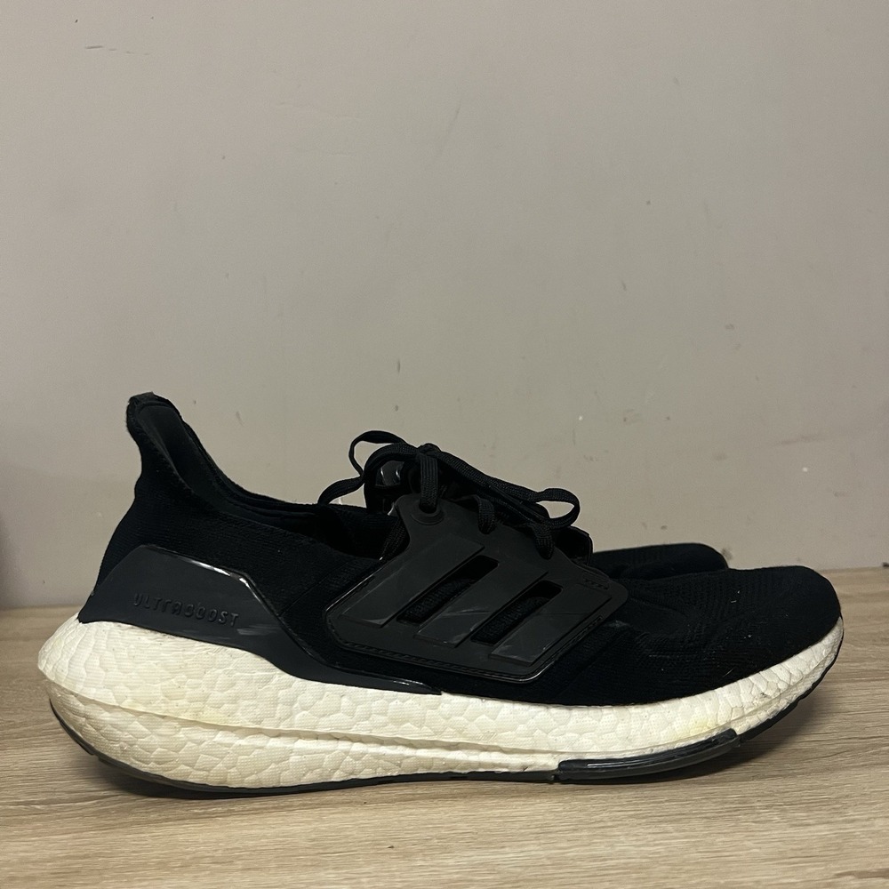 Adidas Ultra Boost 22 GX3062 Black Running Shoes Sneakers Men's Size 10.5